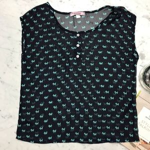 Rosebud Sleeveless Scottie Dog Sheer Blouse Top